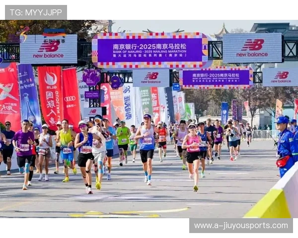 世界马拉松城市赛联合医院设立赛后随访站，2021城市马拉松